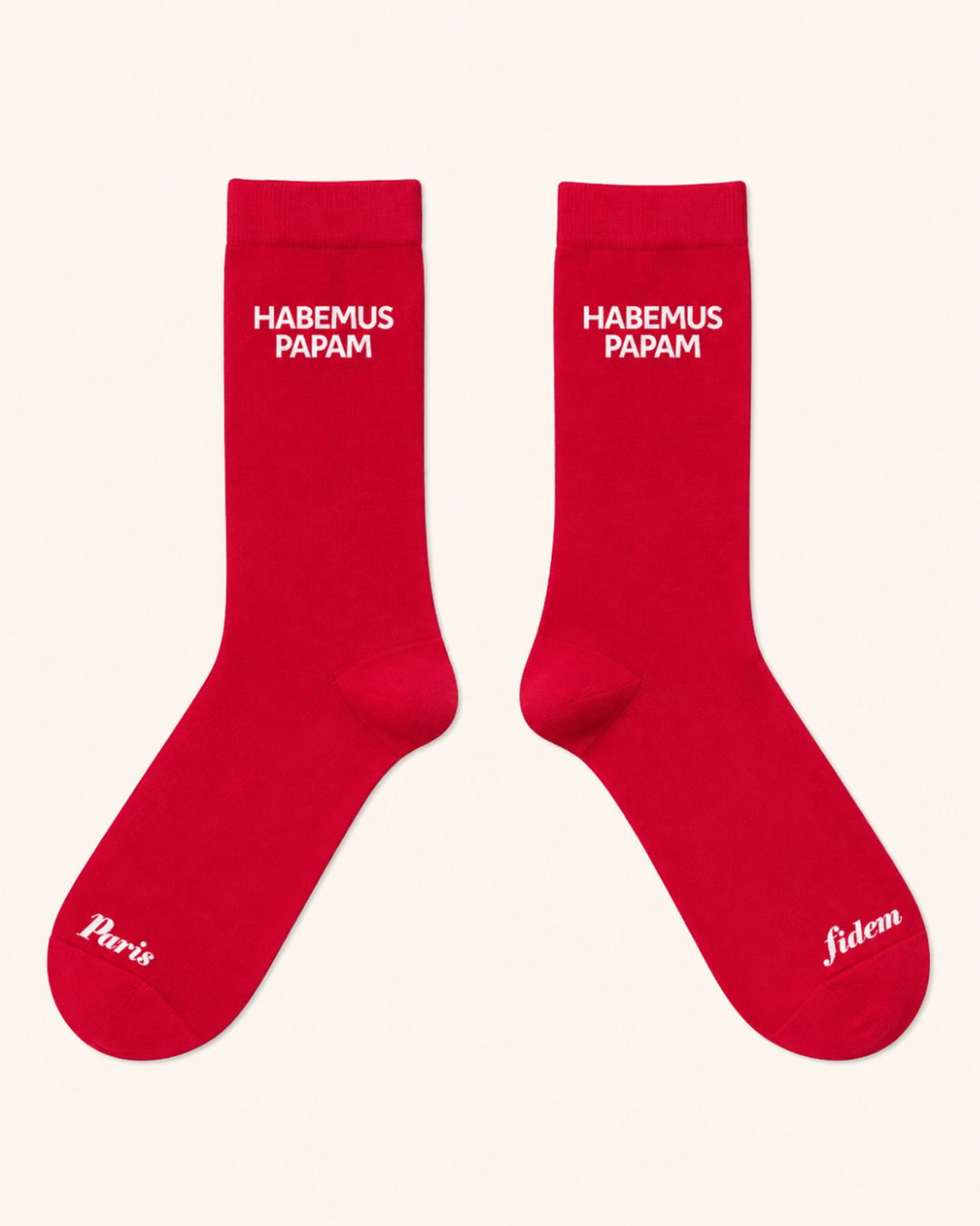 LES CHAUSSETTES HABEMUS