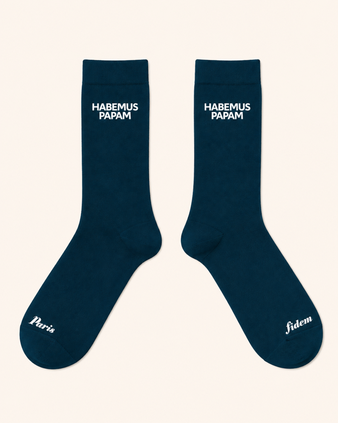 LES CHAUSSETTES HABEMUS